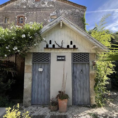 Chambre paisible dans une ancienne bâtisse rénovée Issigeac Exterior foto